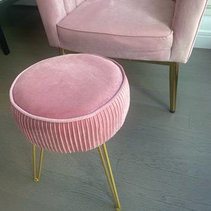 Gorgeous Pink Velvet Stool - BRAND NEW